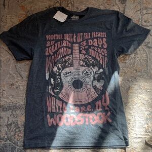 Kohl's Gray and Pink Woodstock Graphic Tee